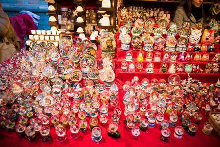 MILAN, ITALY - DECEMBER 9: Christmas stands in Milan December 9, 2014. Every year christmas stands attract thousand of people in Milan for christmas shoppingのeditorial素材