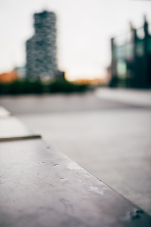 blurred city and people urban scene backgroundの写真素材