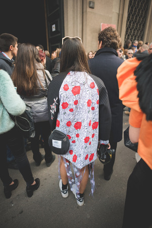 MILAN, ITALY - MARCH 01: People during Milan Fashion week, Italy on March, 01 2015. Eccentric and fashionable people outside city during Milan fashion week wait for models and famous peopleのeditorial素材