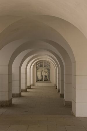 Gallery. Detail of the palace. Round vault.