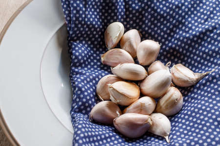 organic garlicの写真素材