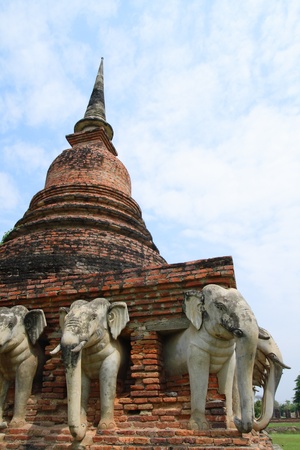 Wat Chang Lom in sukhothai unescoの写真素材