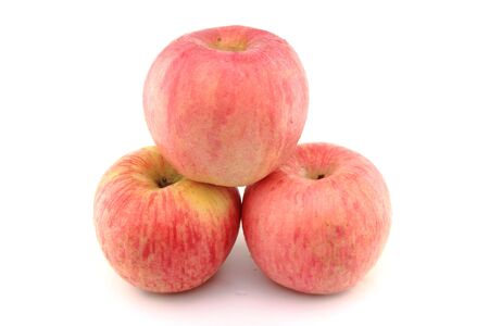 3 red apple overlapの写真素材