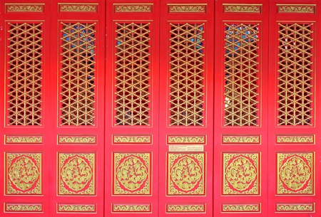 Golden Dragon Chinese doorの写真素材
