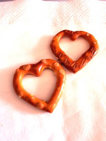 Snack, sweet, heart, snack shaped heart.