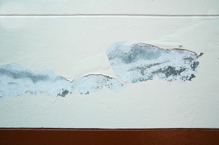 old wall cracked.Wall color cracked.Old wall color cracked by fungus.の写真素材