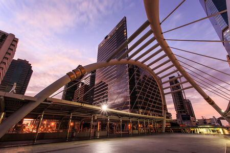 Sky walk architecture like a spider for passengerのeditorial素材