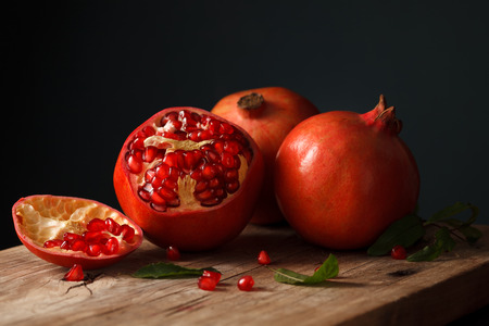 pomegranate fruit healthy food fresh organic still life vegetarian juicy antioxidantの写真素材