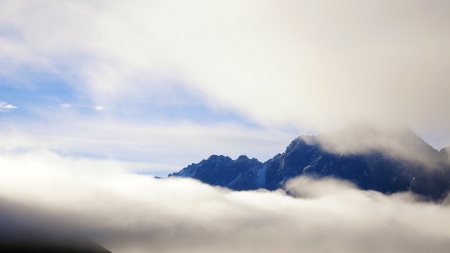 cloudの写真素材