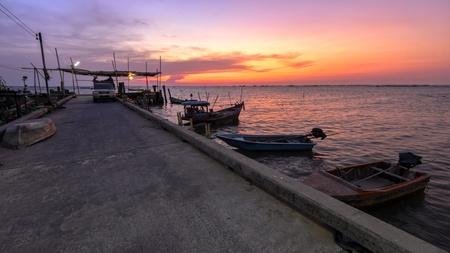 sunset over the sea from piersの写真素材