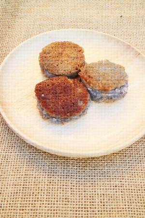 Coconut biscuits on The wooden plates