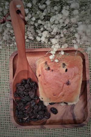 Raisin and Raisin bread loafの写真素材