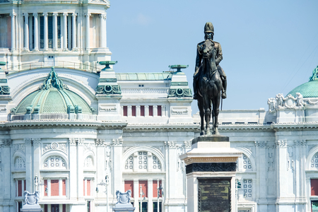 Bangkok, Thailand - February 4, 2017: The atmosphere of Equestrian Statue of King Chulalongkorn Rama V Located in front of Ananta Samakhom Throne Hallのeditorial素材