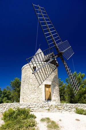 windmill, Boulbon, Provence, Franceの写真素材