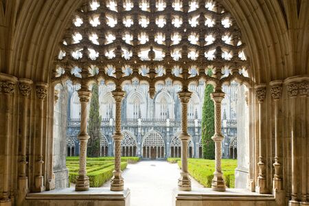 Royal cloister of Santa Maria da Vitoria Monastery, Batalha, Estremadura, Portugalのeditorial素材