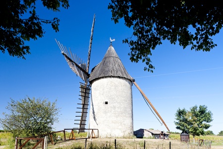 windmill, Vensac, Aquitaine, Franceの写真素材