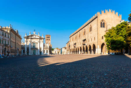 Old square in Mantova, Italyのeditorial素材