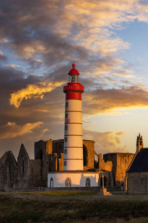 Saint-Mathieu Lighthouse, Pointe Saint-Mathieu in Plougonvelin, Finistere, Franceの写真素材