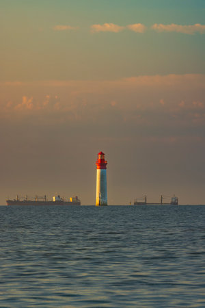Phare de Chauvea near Ile de Re with ships to La Rochelle, Pays de la Loire, Franceの写真素材