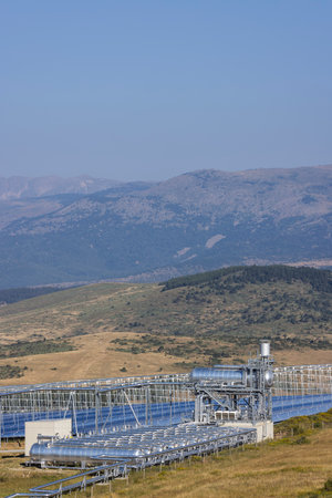 Fresnel-type thermodynamic concentration solar power plant in Llo, France