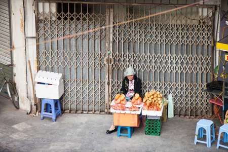 Hanoi, vietnam : Street vendors in Hanoi\'s Old Quarter on Aug 30 2019, He\'s sell souvernir made from bamboo, this is Vietnam\'s cultureのeditorial素材