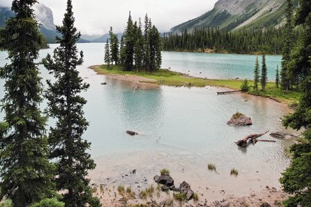 Maligne Lake