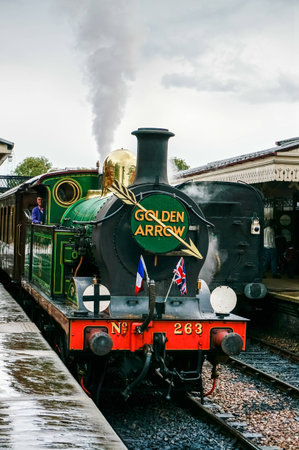 Golden Arrow at Sheffield Park stationのeditorial素材