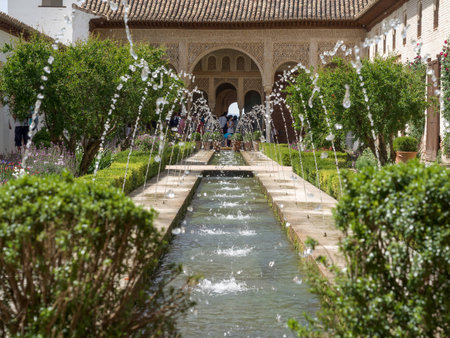 Fountain in the Alhambra Palace gardensのeditorial素材