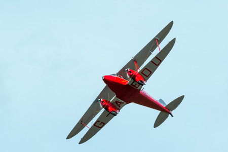 De Havilland DH90 Dragonfly at Shoreham airshowのeditorial素材