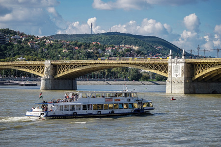 Margaret Bridge in Budapestのeditorial素材