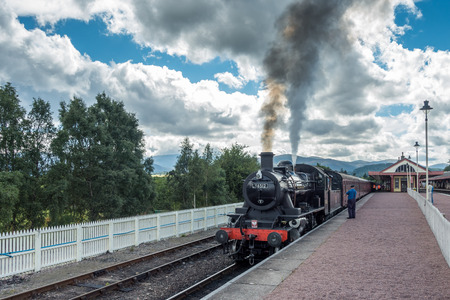 Ivatt 46512 Locomotive at Aviemore Stationのeditorial素材
