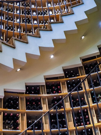Interior View of L'Intendant Wine Shop in Bordeauxのeditorial素材