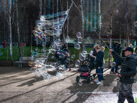 Bubblemaker on the Southbank of the Thames