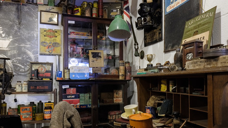 Old Shop in the Motor Museum at Bourton-on-the-Waterのeditorial素材