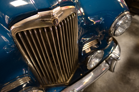 Sunbeam Alpine 1954 in the Motor Museum at Bourton-on-the-Waterのeditorial素材
