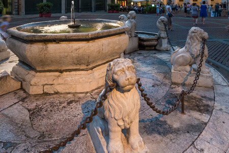 BERGAMO, LOMBARDY/ITALY - JUNE 25 : Fountain in Piazza Vecchia Bergamo on June 25, 2017. Unidentified peopleのeditorial素材