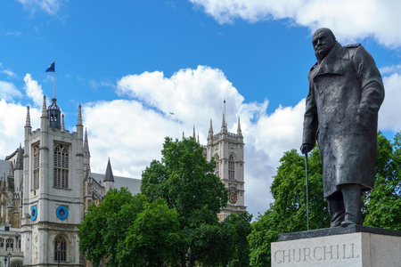 LONDON - JULY 30 : Statue of Winston Churchill in London on July 30, 2017のeditorial素材
