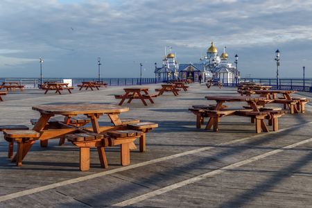EASTBOURNE, EAST SUSSEX/UK - JANUARY 7 : View of Eastbourne Pier in East Sussex on January 7, 2018. Unidentified peopleのeditorial素材