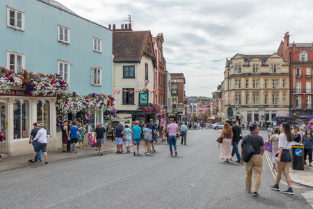 WINDSOR, MAIDENHEAD & WINDSOR/UK - JULY 22 : People sightseeing in Windsor, Maidenhead & Windsor on July 22, 2018. Unidentified peopleのeditorial素材