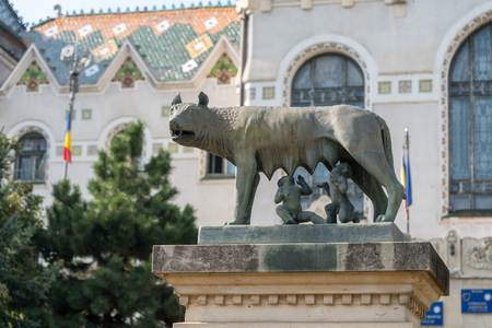 TARGU MURES, TRANSYLVANIA/ROMANIA - SEPTEMBER 17 : Statue of Romulus and Remus in front of the Prefecture Tower in Targu Mures Transylvania Romania on September 17, 2018のeditorial素材