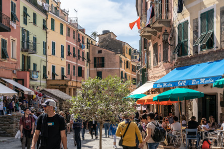 VERNAZZA, LIGURIA/ITALY  - APRIL 20 : Street scene of Vernazza Liguria Italy on April 20, 2019. Unidentified peopleのeditorial素材