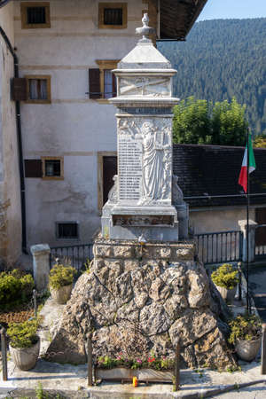 CANDIDE, VENETO/ITALY - AUGUST 10 : War memorial outside Church Santa Maria Assunta of Candide, Veneto, Italy on August 10, 2020のeditorial素材