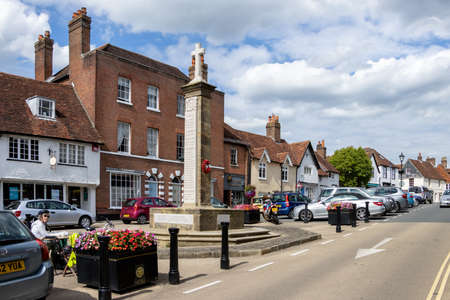 MIDHURST, WEST SUSSEX/UK - SEPTEMBER 1 : View of buildings in Midhurst, West Sussex on September 1, 2020. One unidentified personのeditorial素材