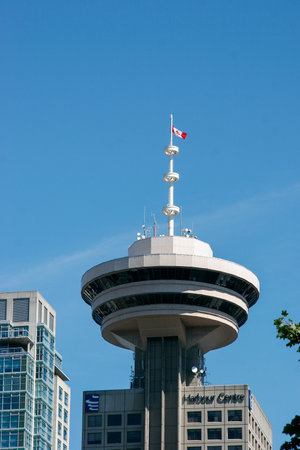 VANCOUVER, BRITISH COLUMBIA, CANADA - AUGUST 14 : Harbour Centre building in Vancouver on August 14, 2007のeditorial素材