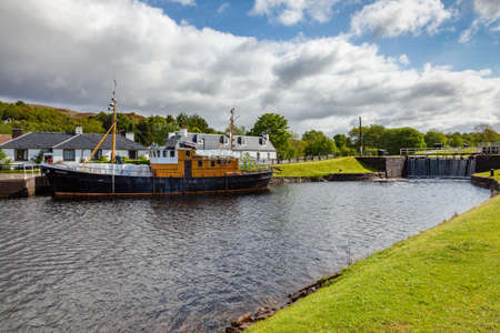 CORPACH, SCOTLAND, UK - MAY 19 : Ocean Bounty moored in the Caledonian Canal at Corpach in Scotland on May 19, 2011のeditorial素材