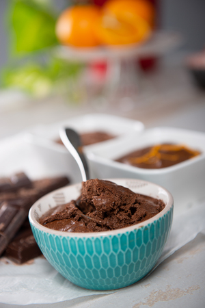 a close up of bowl of dark chocolate mousseの写真素材