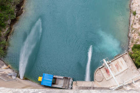 the Bimont dam, on the Sainte Victoire massif, in Provenceの写真素材