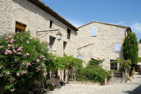 Houses in Vaison-la-Romain, south Franceの写真素材