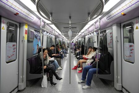Commuters in Shanghai Metro. Photo taken at 19th of November 2010のeditorial素材