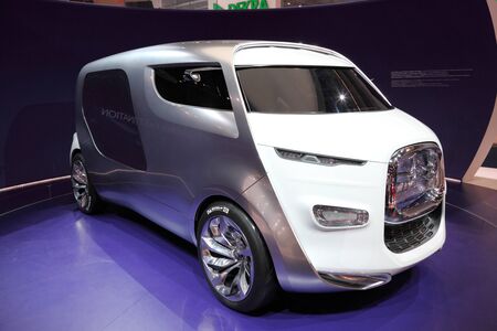 FRANKFURT - SEPT 24: The Citroen Kubik Concept Car at the 64th IAA (Internationale Automobil Ausstellung) on September 24, 2011 in Frankfurt, Germanyのeditorial素材